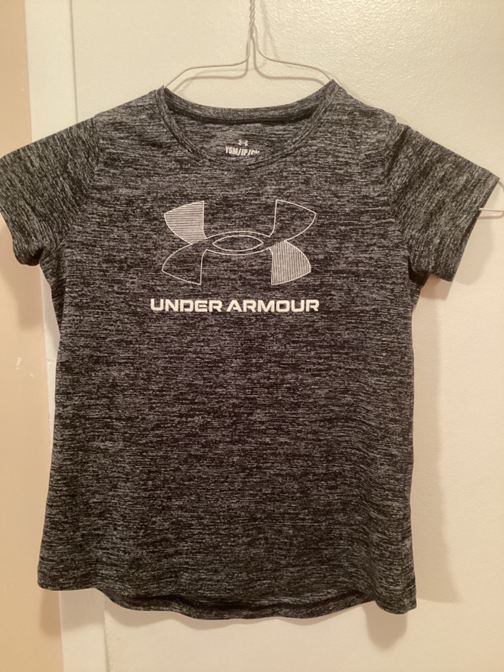 Under Armour girl’s loose fit t-shirt (YSM)
